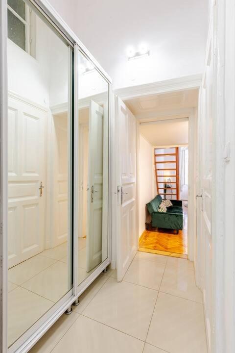 Vibrant Center Apartment Budapest Kültér fotó